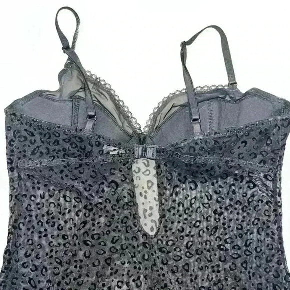 Jezebel Animal Print Babydoll Lingerie Velvet Print Medium - Picture 5 of 7